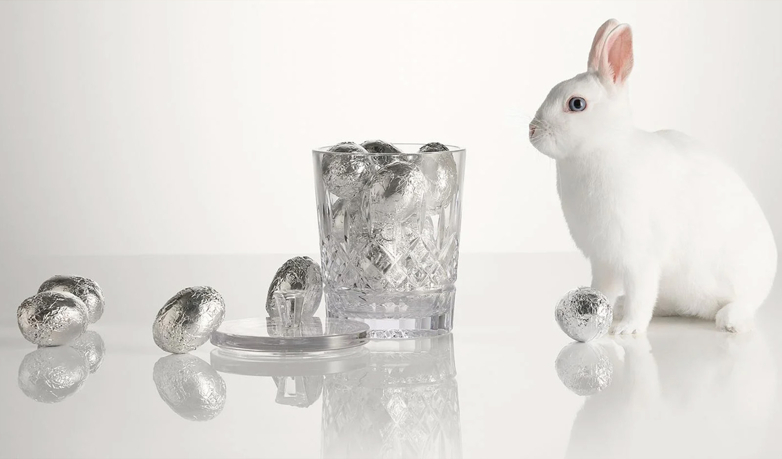 FREE Gifts with Orders Over £200 this Easter