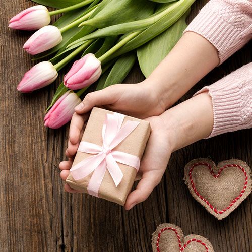 Find the Perfect Mother's Day Gift with Pandora Jewellery