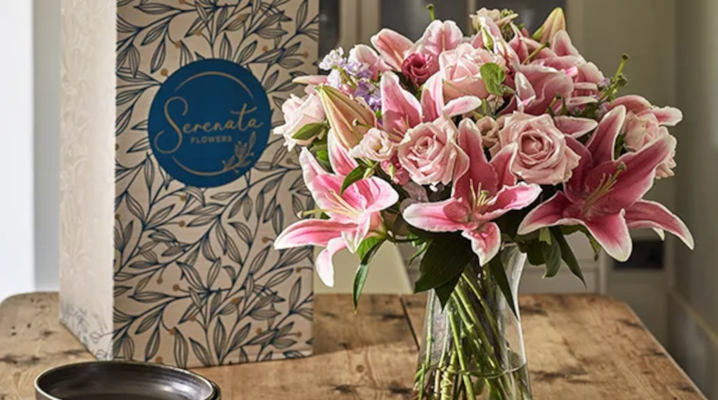 Save 5% on all orders today at Serenata Flowers