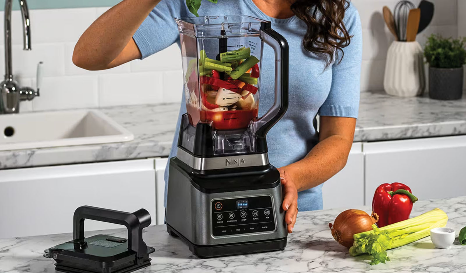 Ninja 3-in-1 Food Processor with Auto-IQ – Save £50