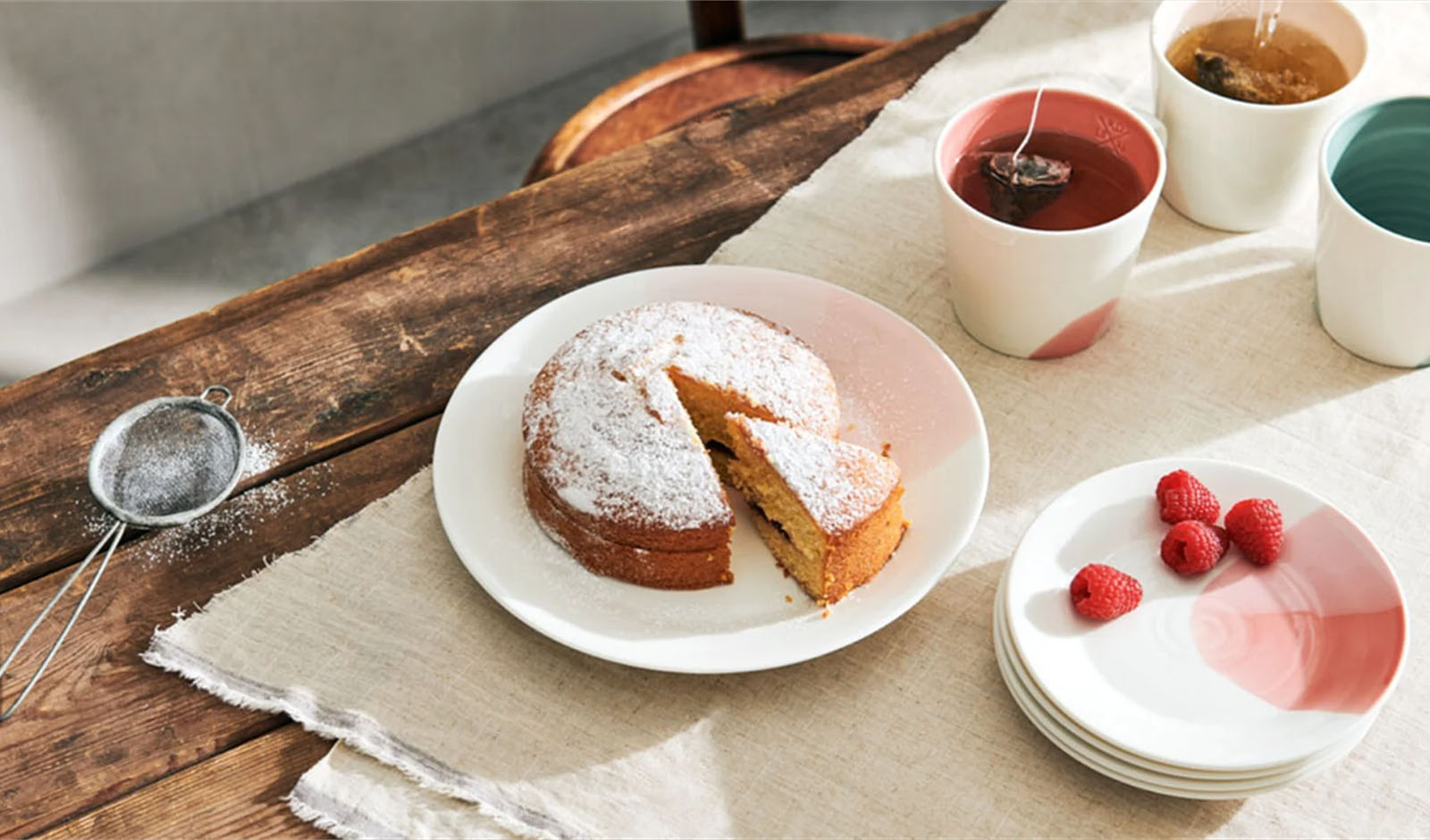 Valentine’s Day Gifts and Tableware from Royal Doulton